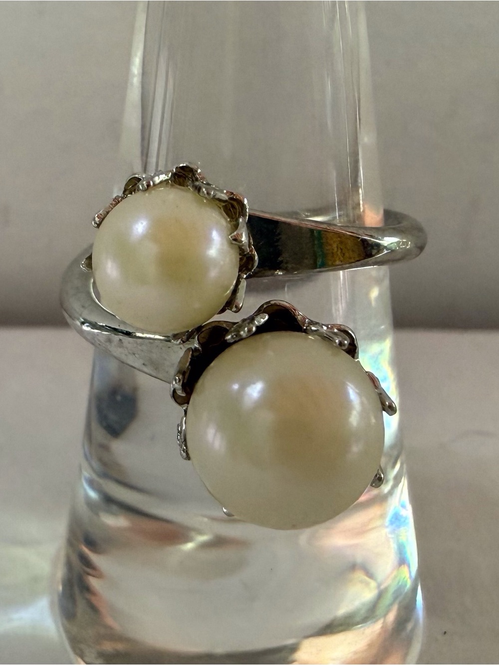 Sarah Coventry Double Faux bypass Pearl Ring - Cream faux Pearls
